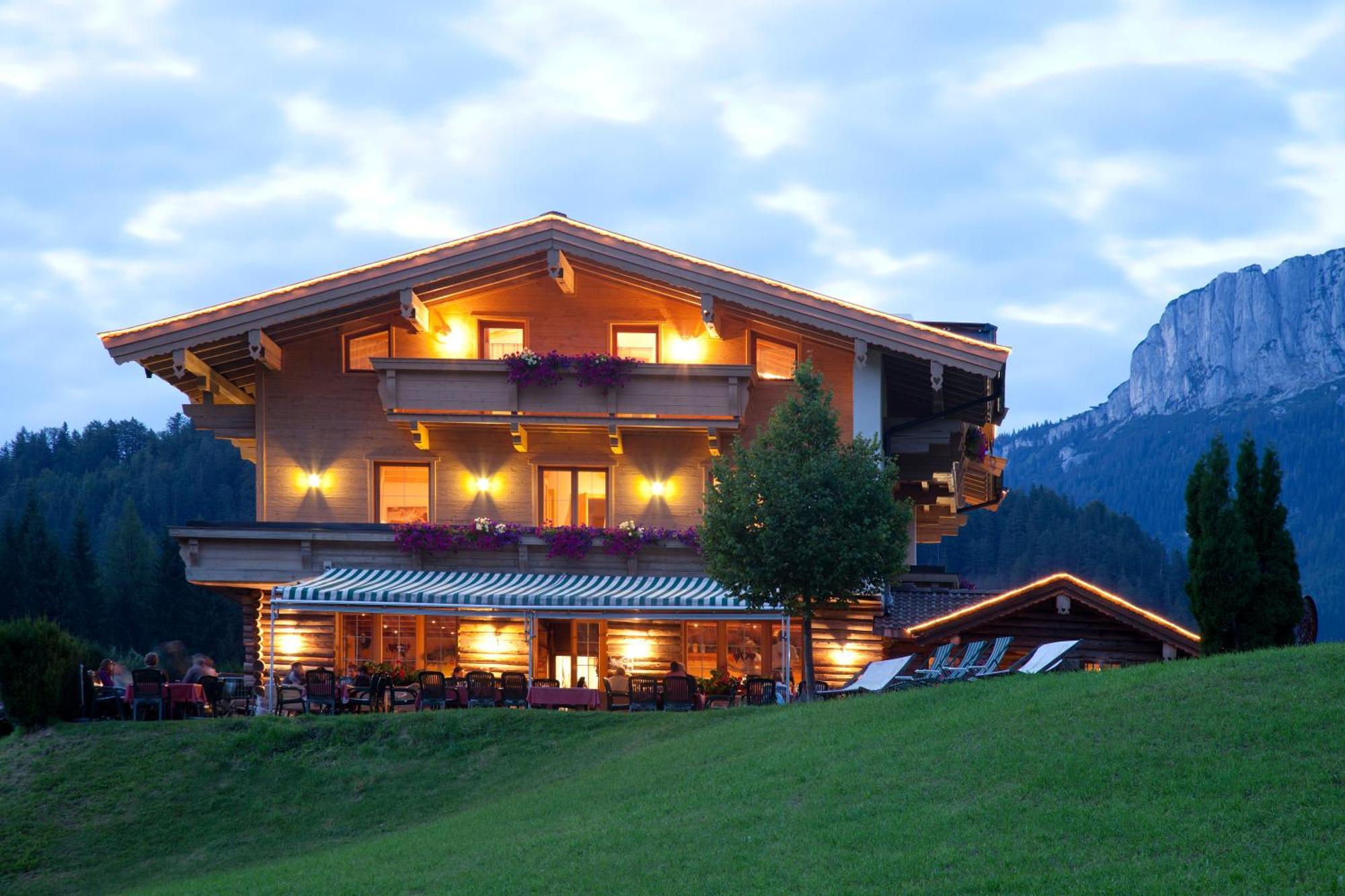 Alpengasthof Oberweissbach Waidring Exterior photo