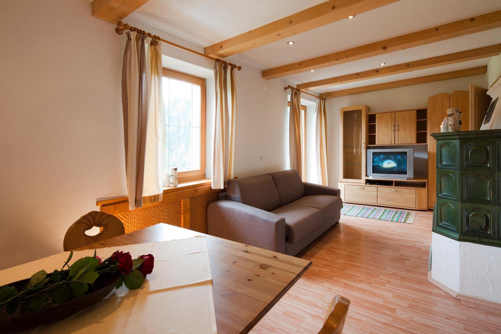 Alpengasthof Oberweissbach Waidring Room photo